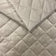 Tela de tapicería de velour acolchada con diseño de diamante 5x5 - crema