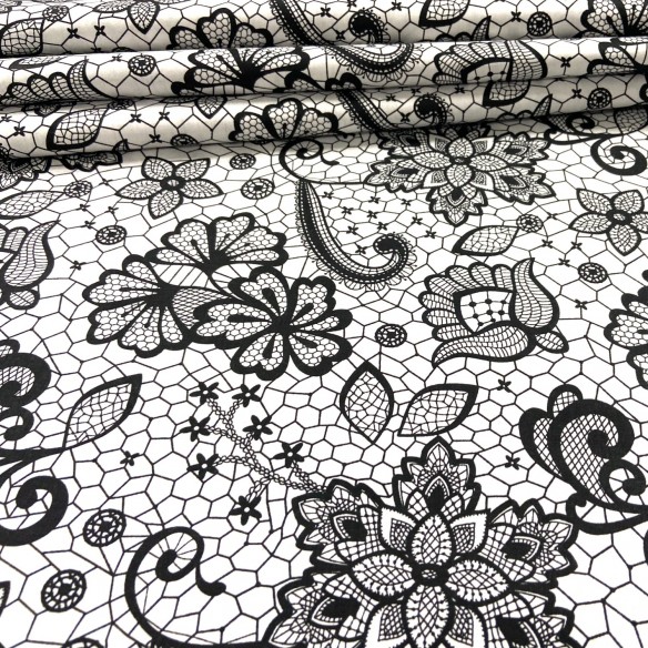 Tela de algodón - Encaje negro sobre blanco