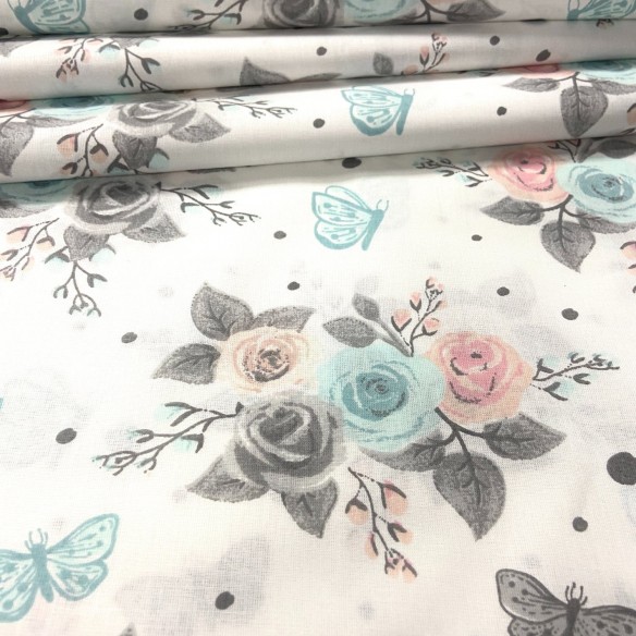 Tela de algodón - Rosas y mariposas de colores sobre blanco