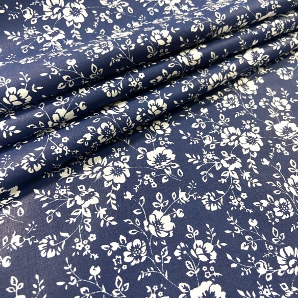 Tela de algodón - Flores y ramas en azul marino