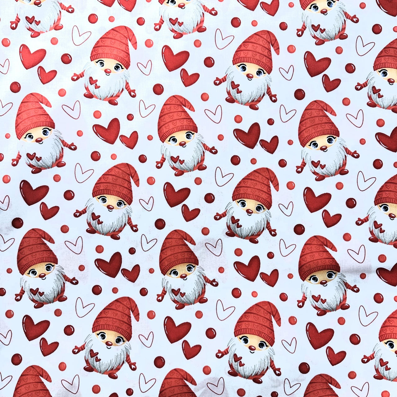 Cotton Fabric - Santas in love white