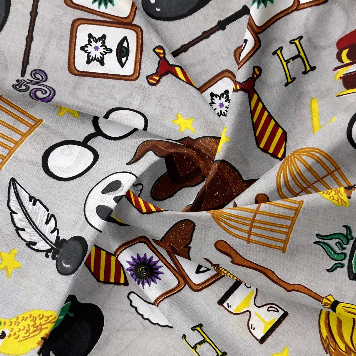 Cotton Fabric - World of Magic HP on Gray