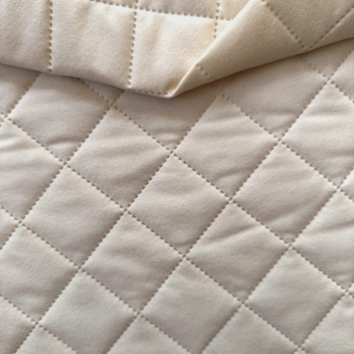 Upholstery Fabric Quilted Microfiber Diamond 5x5 - Ivory